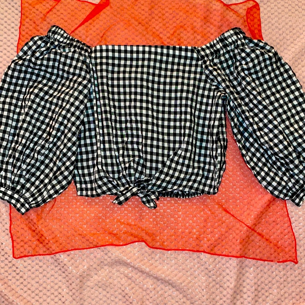 Gingham crop top
